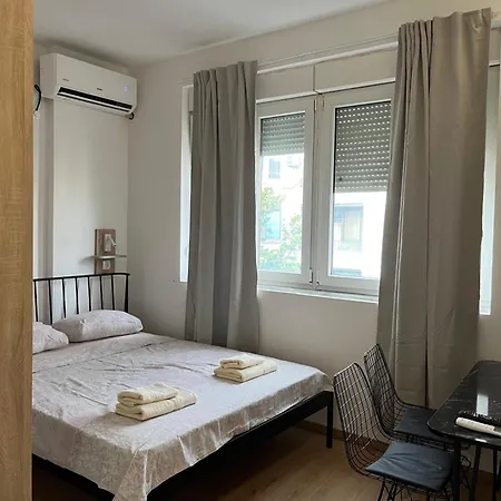 Olive Centre Apartment *