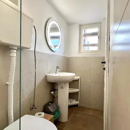 Olive Centre Apartment *